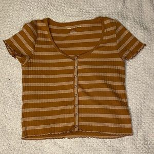 AMERICAN EAGLE BUTTON TOP